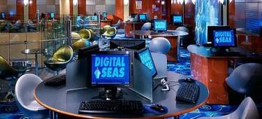 NCL Norwegian Dawn Internet Café.jpg